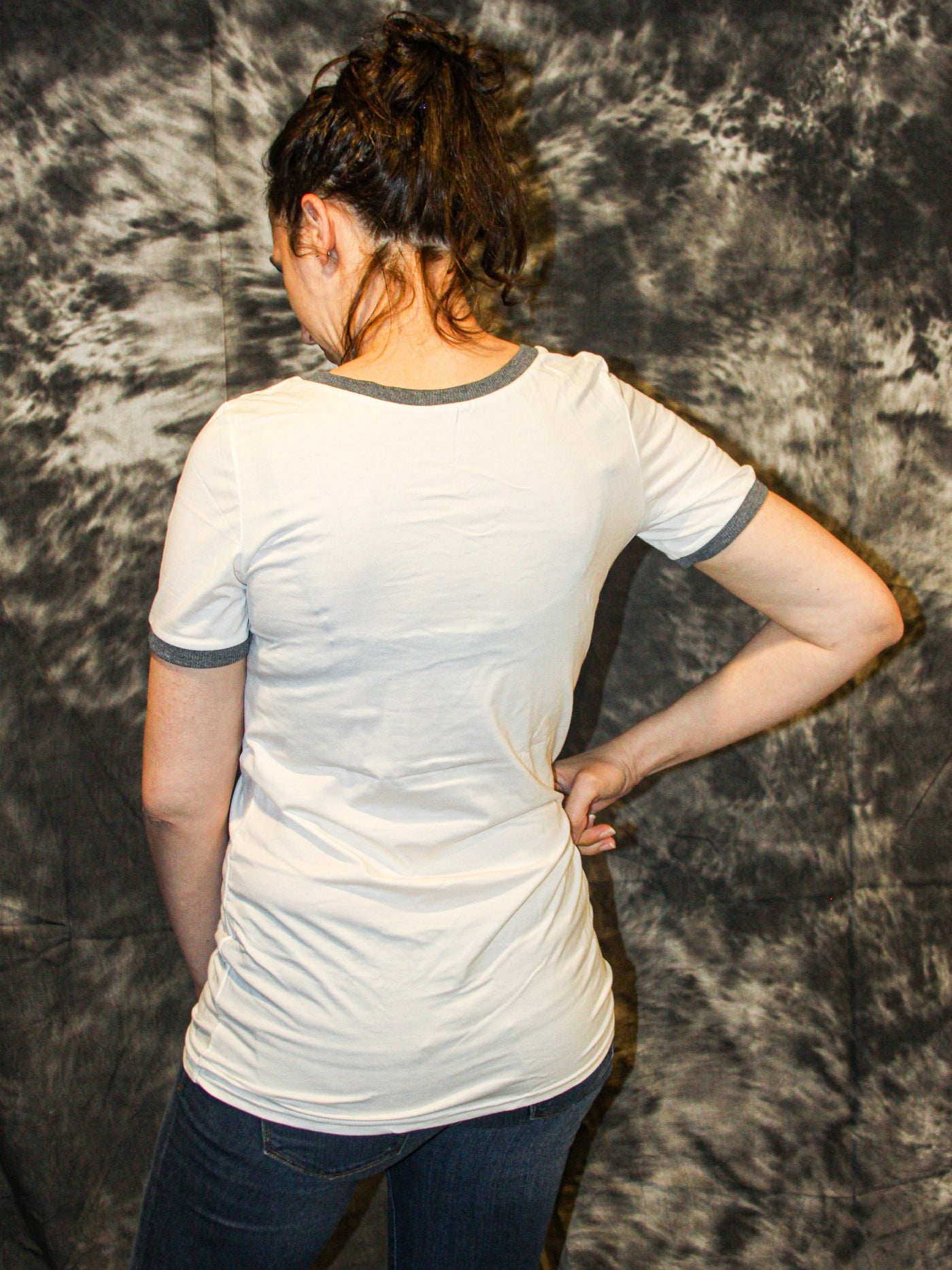 White Basic V-Neck T-Shirt with pocket back