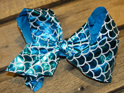 Giant Bows III